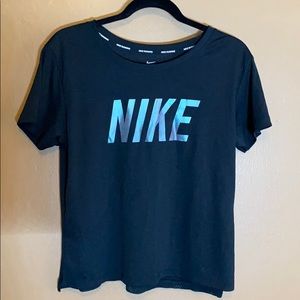Nike Dri-Fit Shirt - Mesh Back